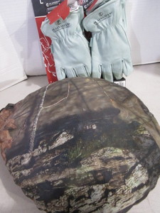 Cold Weather Gloves, Seat