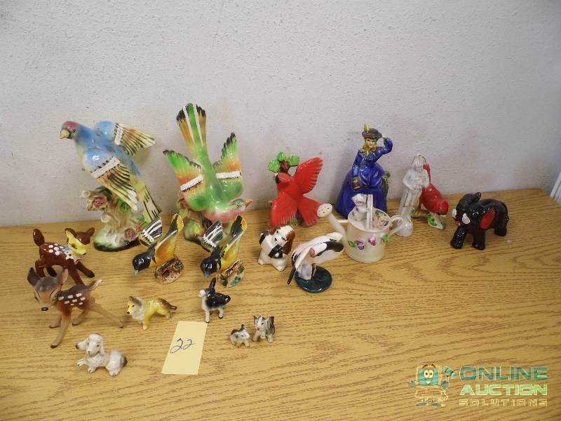 Figurines