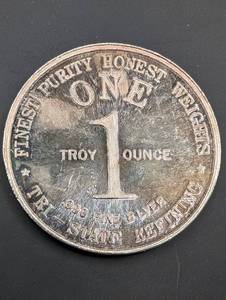 Bicentennial 1 oz .999 Silver Round - God Bless America 1776-1976