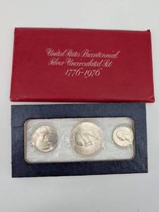 United States Bicentennial Silver Uncirculated Set 1776-1976 - 3-Coin 40% Silver