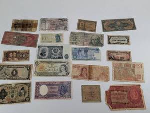 World Currency Banknotes Collection - Vintage Assortment