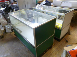 2 Display Cases