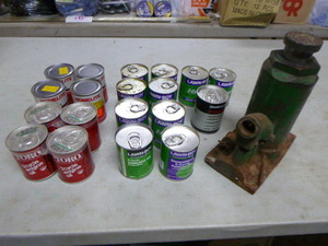 2-Cycle Oil and Bottleneck Jack