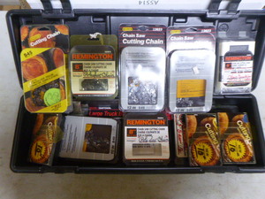 Chain Saw Cutting Chains with Case