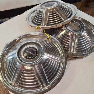 Matching Set of (4) Vintage 1970 Ford Mustang Wheel Covers 14