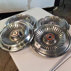 Full Set (Lot of 4) Vintage 1960s Buick Wildcat Hubcap VTG Classic Wheel Covers 15 OEM Original GM
