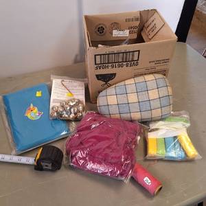 Vintage Sewing Collection � dritz pillow and misc. craft items all in one lot