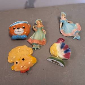 Very Old Vintage Ceramic Wall Decor � lid for cookie jar