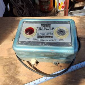 Vintage Sears and Roebuck Weed Control Fence Charger 1 Amp