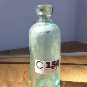 Vintage Blob Top Star Bottling Works St. Paul Mn 8 fluid ounces Still has inner cap