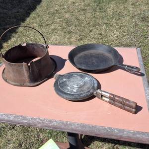 Cast Iron Pan and Vintage Wagner Waffle Maker with Hi-Hat heat ring