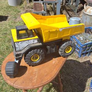 16 inch long Mighty Tonka Vintage Truck, 4.5 inch wheels #768