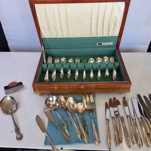 1847 Rogers Bros 52 piece service set Silver Plated plus about 20 extra pieces