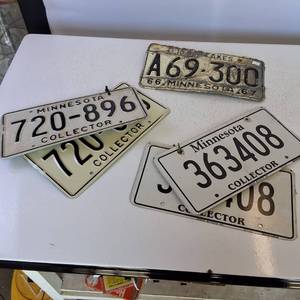 Collectors MN plates 2 complete sets (one is embossed) and another plate from 1967