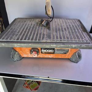 Ridgid Wet Tile saw (no water pump)