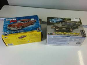 Lot of (2) Car Models 57 Chevy Bel Air,  77 Pontiac Firebird