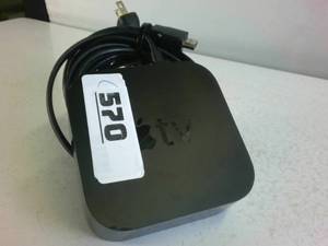 Apple TV 3rd Generation HD Media Streamer Bundle with Power Cord & HDMI Cable