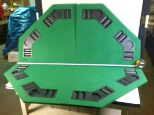 Folding Octagonal Poker & Card Table Top Mat with Integrated Cup Holders