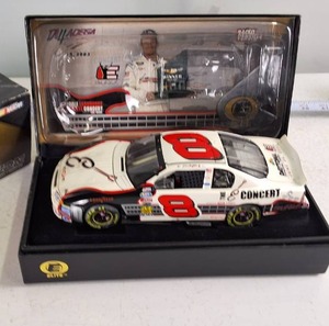 ELITE MODEL Dale Earnhardt Jr. #8 124 Model race car � Monte Carlo