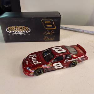 Action Racing Collectibles 124 scale Platinum Series die-cast model replica car of Dale Earnhardt Jr.s #8 Budweiser Chevrolet Monte Carlo SS
