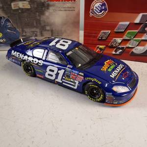 Dale Earnhardt Jr. 2004 Menards Bristol Race Win 124 Scale Die-Cast Car