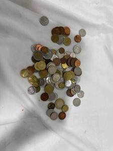 1LB Assorted International Coins Lot