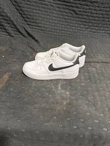 Nike Air Force 1 Sneakers
