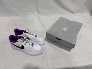 Nike Air Force 1 LV8 (GS) Sneakers