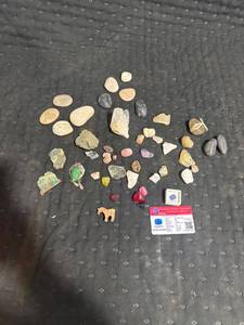 Assorted Stones, Minerals & Sapphire Certificate