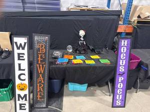 Halloween & Day of the Dead Decor Lot