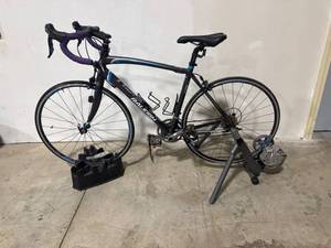 Raleigh Road Bike with Trainer