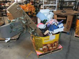 Pallet of Store Overstock and Ecommerce Product and Returns