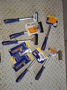 4 razor scrapers and blades