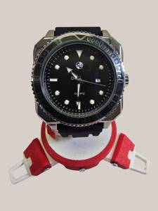 AJ USA Driver Style Mens Watch  Rotating Bezel, Black & Silver Bold Design