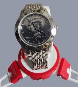 August Steiner Kennedy Half Dollar Coin Dial Watch  $299 Retail  w Tin Case