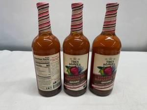 SSS. 6x 33.8oz Tres Agaves Organic  Strawberry Margarita Mix