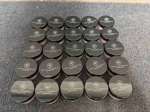 25 Packs Of Savvy Minerals Foundation - Cool No. 3