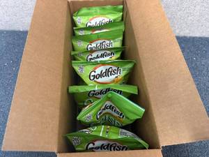 8 Bags Of Goldfish Crisps - Sour Cream And Onion