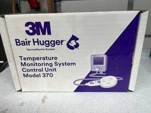 3M Bair Hugger Temperature Monitoring System Control Unit Model 370 Zero Heat Flux Core Temp Technology Continuous Non Invasive Forehead Sensor Monitoring Trend Display Pre Op OR PACU Use