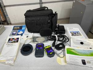 MSRP $2,000  Medtronic MyStim Neurostimulator Patient Programmer System Kit, Model 9774037751, Charger, Antenna, Carry Case, Manuals  COMPLETE SET  GREAT WORKING CONDITION