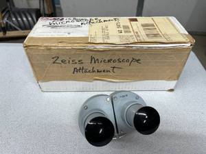 MSRP $1,500  ZEISS F12516 BINOCULAR MICROSCOPE ATTACHMENT, OPTICAL VIEWING HEAD W DUAL EYEPIECE PORTS FOR LAB, RESEARCH &amp CLINICAL MICROSCOPY SYSTEMS, PRECISION GERMAN OPTICS  EXCELLENT WORKING CONDITION