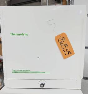 Thermolyne Type 1-104000 Laboratory Incubator Compact Benchtop Chamber Aluminum Lined For Even Heating Simple Durable Analog Design Perfect For Lab Cultures Sample Warming Drying Testing & General Laboratory Use
