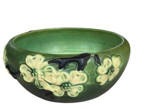 L3 - Antique Roseville Dogwood Pattern Bowl - Circa 1928