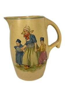L4 - Roseville Holland Pitcher - Antique