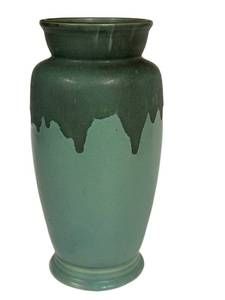 L5 - Roseville Carnelian-I Vase - Vintage Pottery, Circa 1915-1927