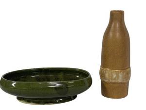 F2 - Vintage McCoy Floraline USA 476-G Green Glazed Bowl & Tan Bottle, 1960s
