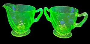 Anchor Hocking Vaseline Glass Spiral Sugar & Creamer Set, 1928-1930
