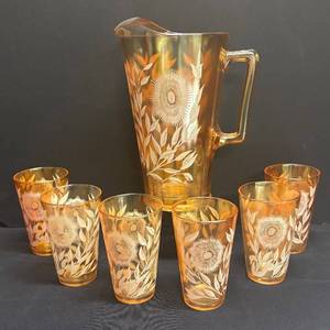 C4 - Vintage Jeanette Iridescent Sunflower Pitcher with 6 Glasses