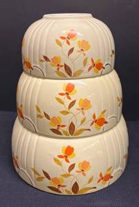 B5 - Three Vintage Halls Superior Autumn Leaf Nesting Bowls