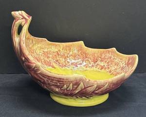 C4 - Vintage 1950s McCoy Pottery Leaf-Shaped Handled Bowl